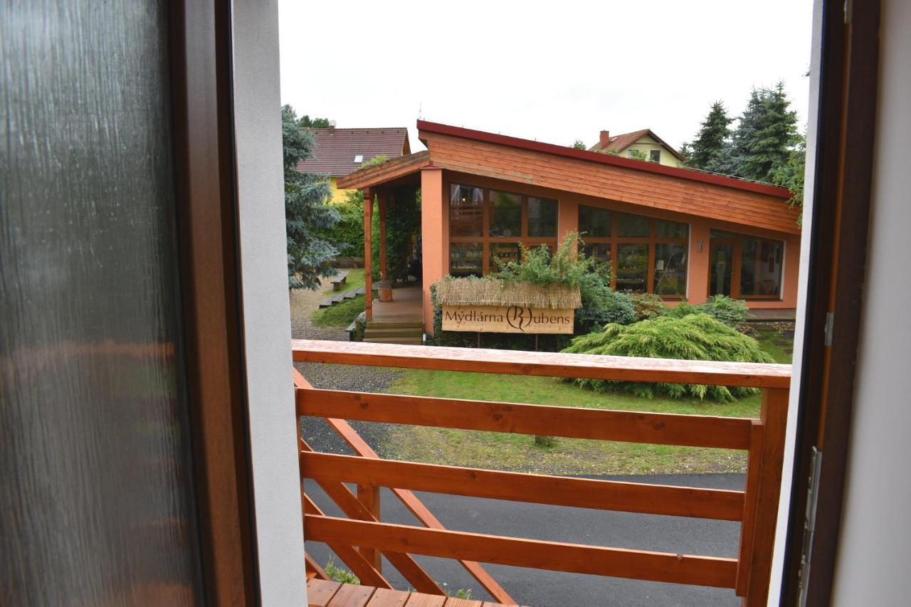 Apartman Ruzak Ruzova Dış mekan fotoğraf