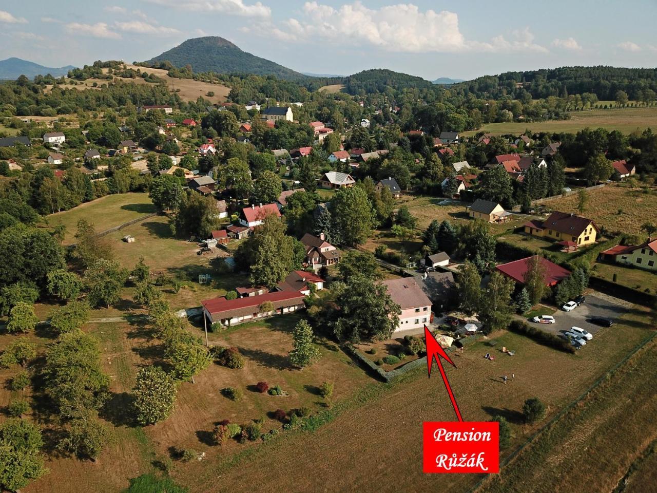Apartman Ruzak Ruzova Dış mekan fotoğraf